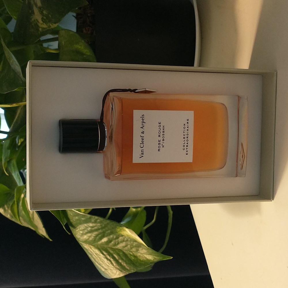 Van Cleef & Arpels Rose Rouge